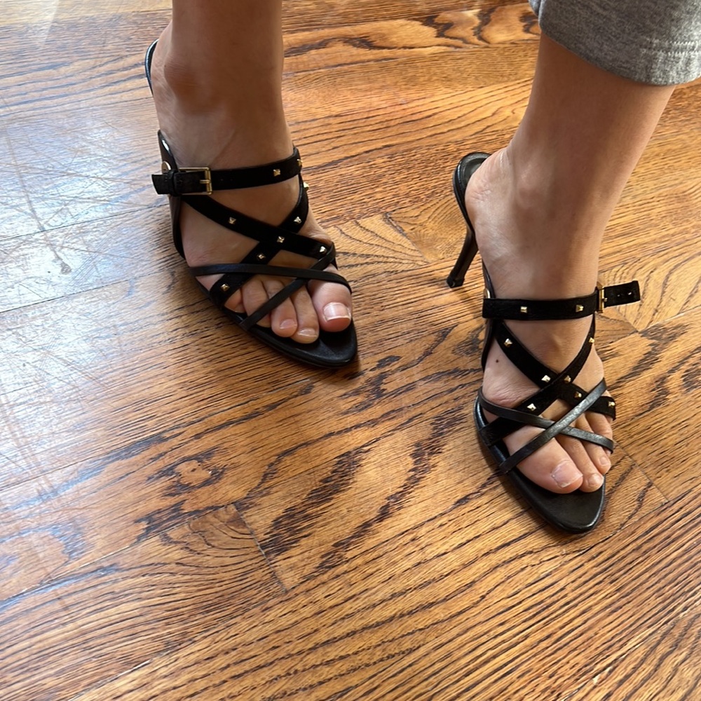 Gucci sandals leather brown